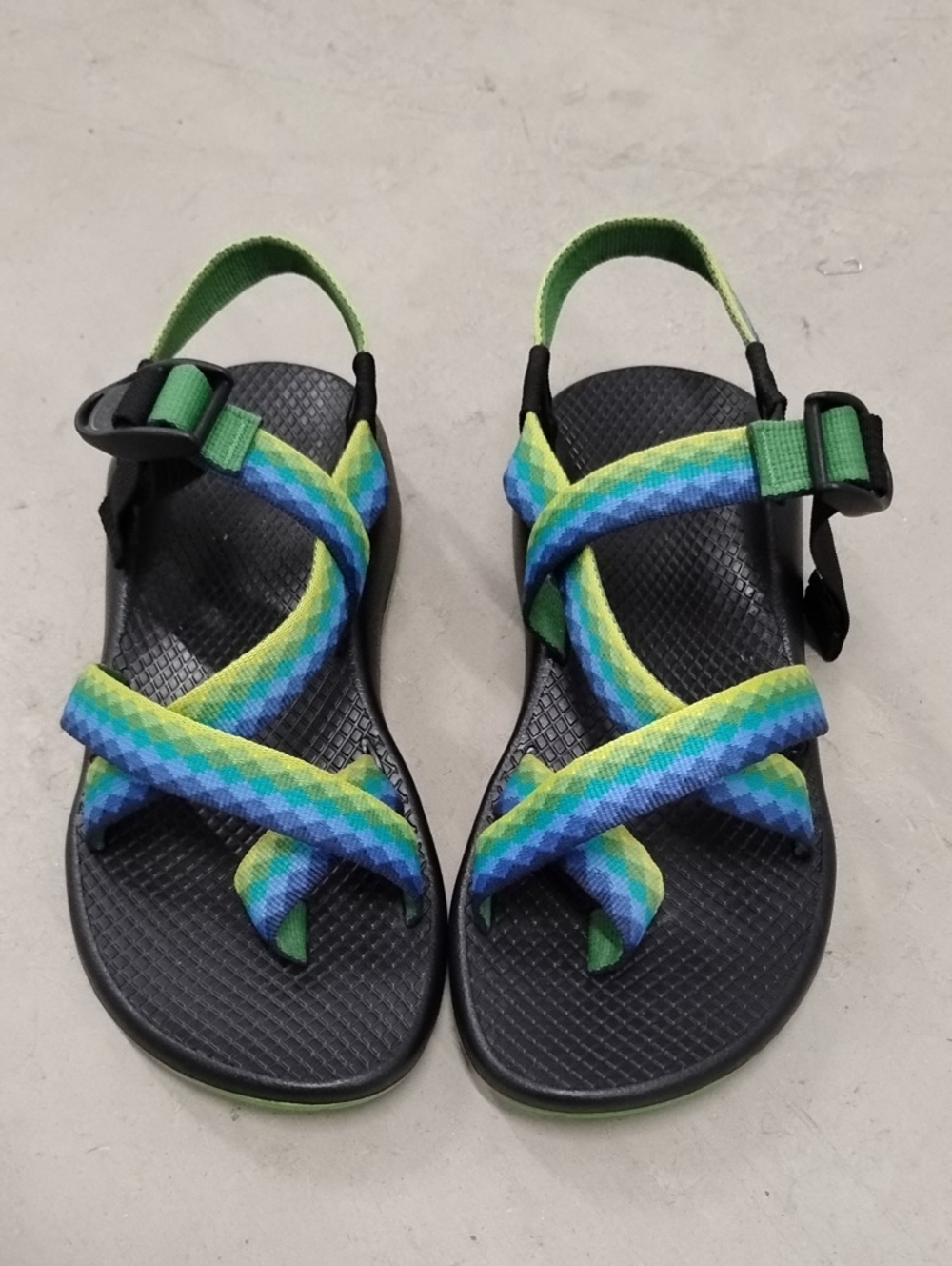 Chaco Z/2  Classic Hiking Trail Sandals W6